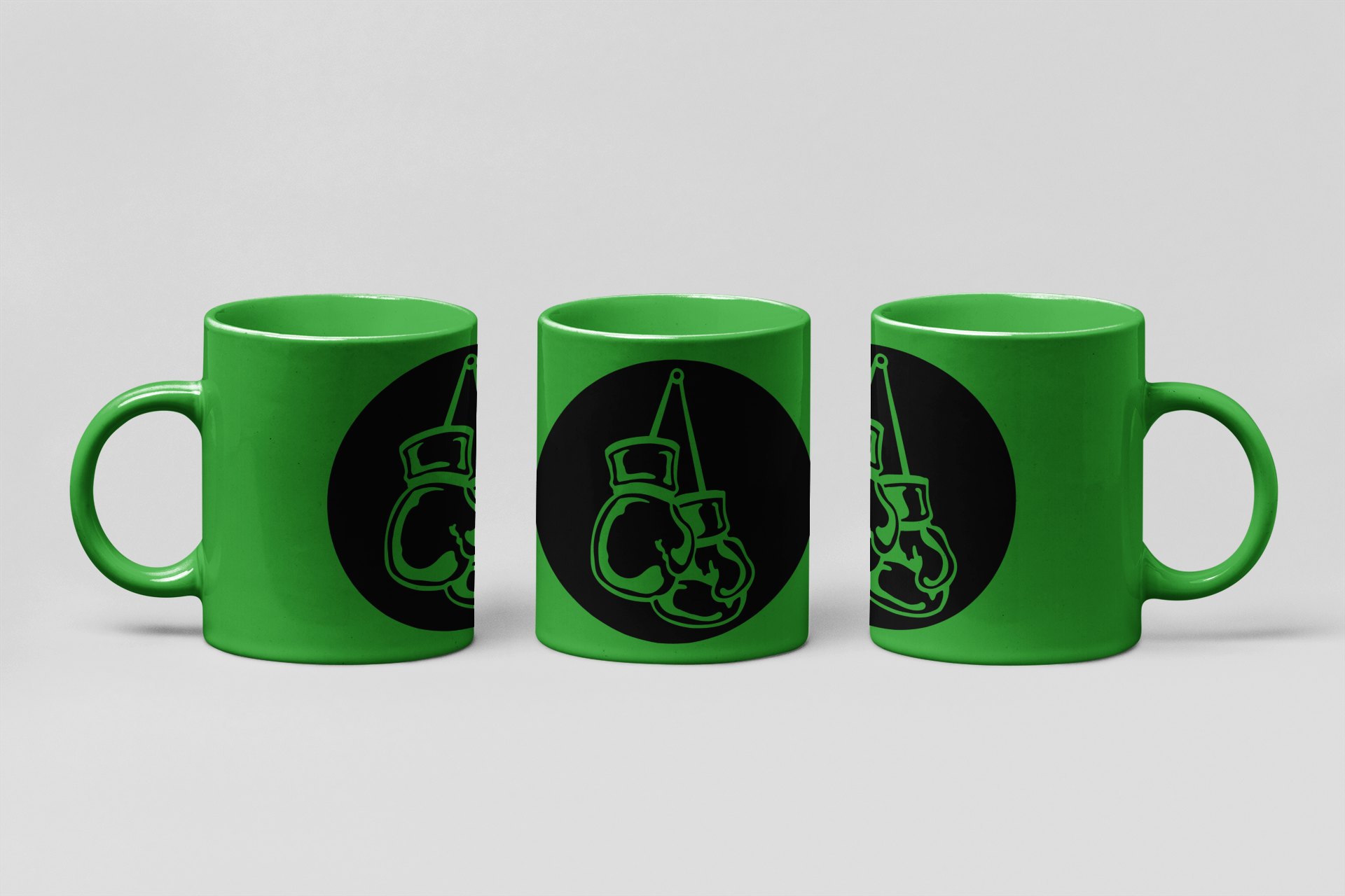 glove disc badge boxing mug in forest green