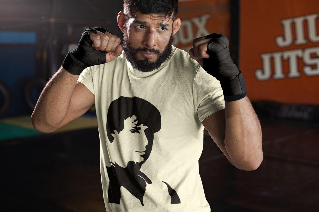 Rocky Side Profile Silhouette boxing t-shirt in cream, sparring shot