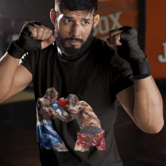 Boxers Red Blue Close Range Battle boxing t-shirt in black, sparring shot