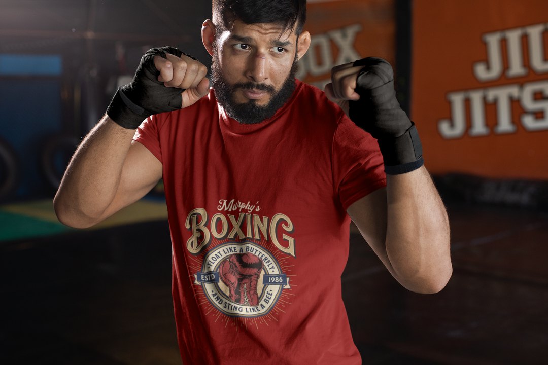 Murphys Boxing Sports boxing t-shirt in red, sparring shot