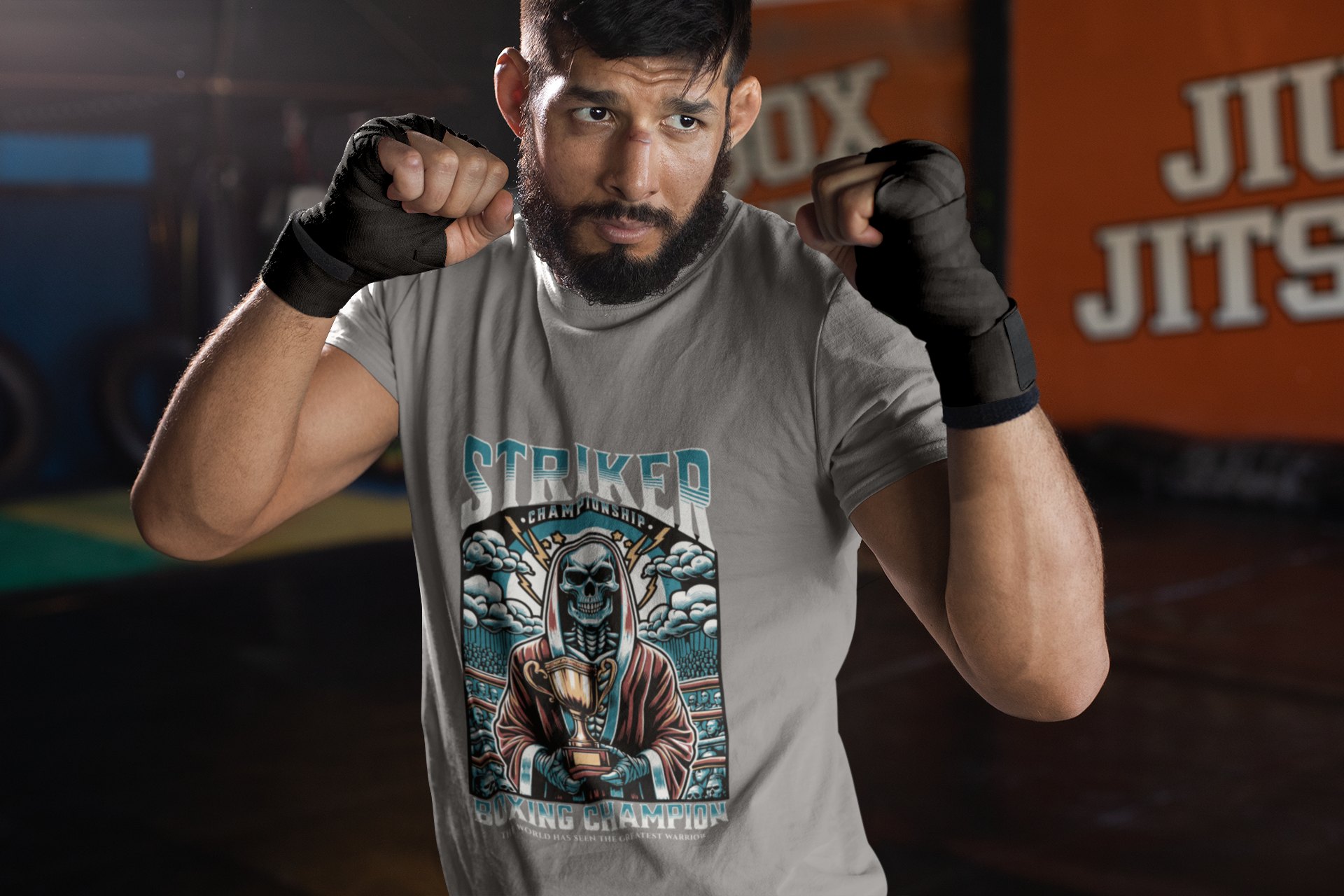 Striker Championship boxing t-shirt in grey, sparring shot