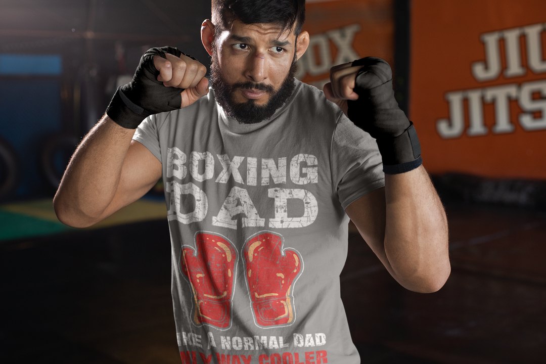 Boxing Dad boxing t-shirt in grey, sparring shot
