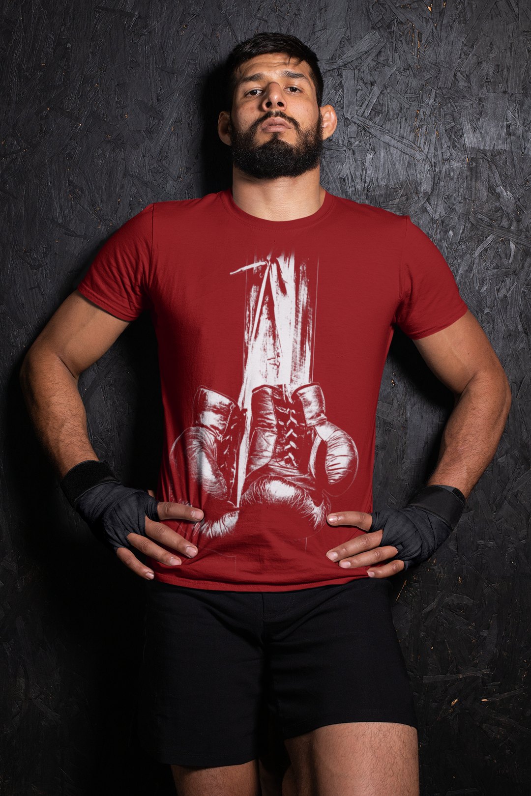 Plain Design boxing t-shirt in red, wrestler shot