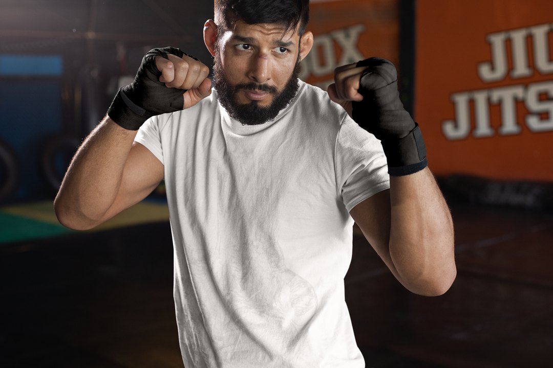 Plain Design boxing t-shirt in white, sparring shot