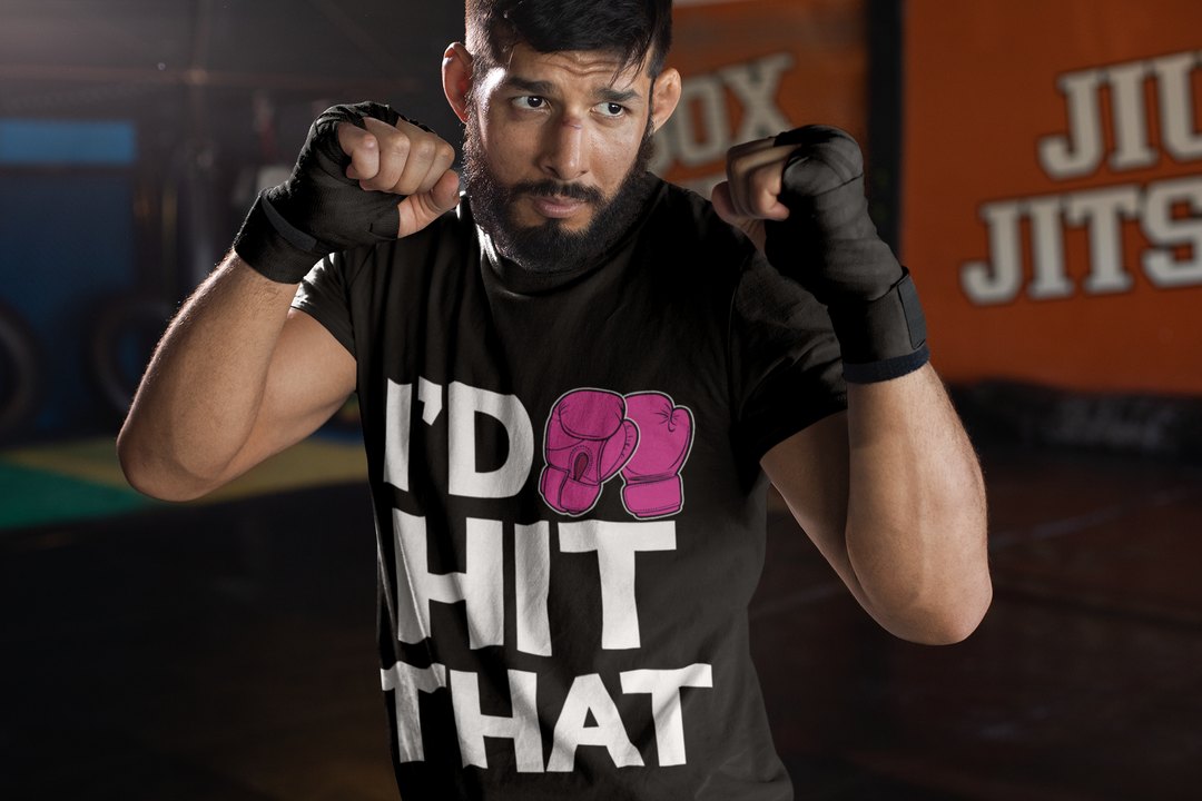 I'd Hit That Magenta boxing t-shirt in black, sparring shot